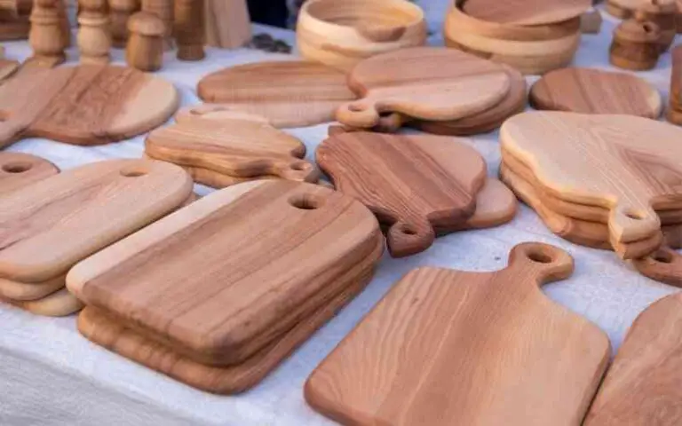 are wood cutting boards heat resistant