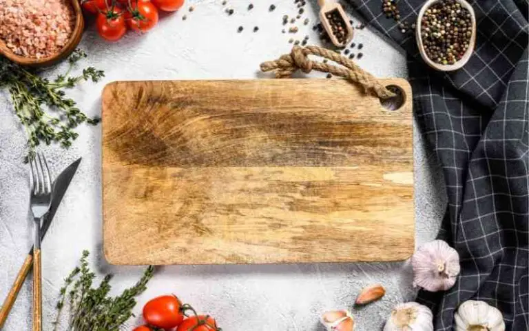 can I put a wooden cutting board in the dishwasher