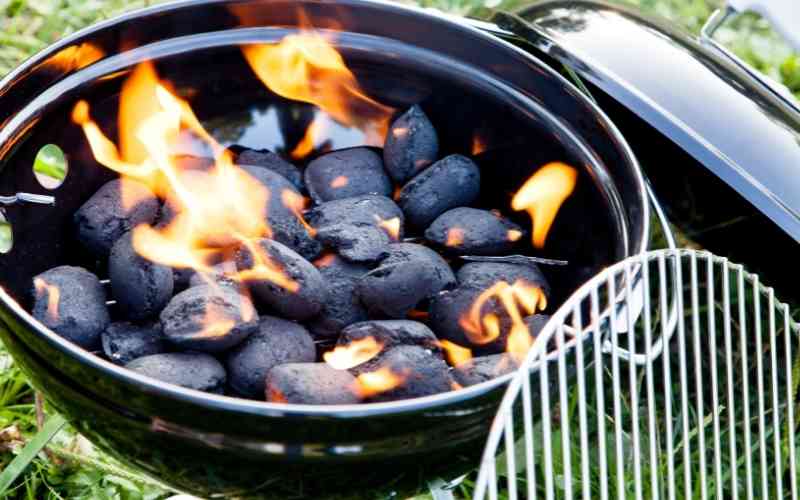 can you put a pan on a charcoal grill