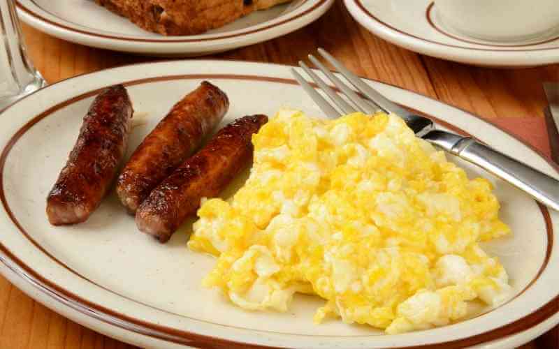 eggs with sausage